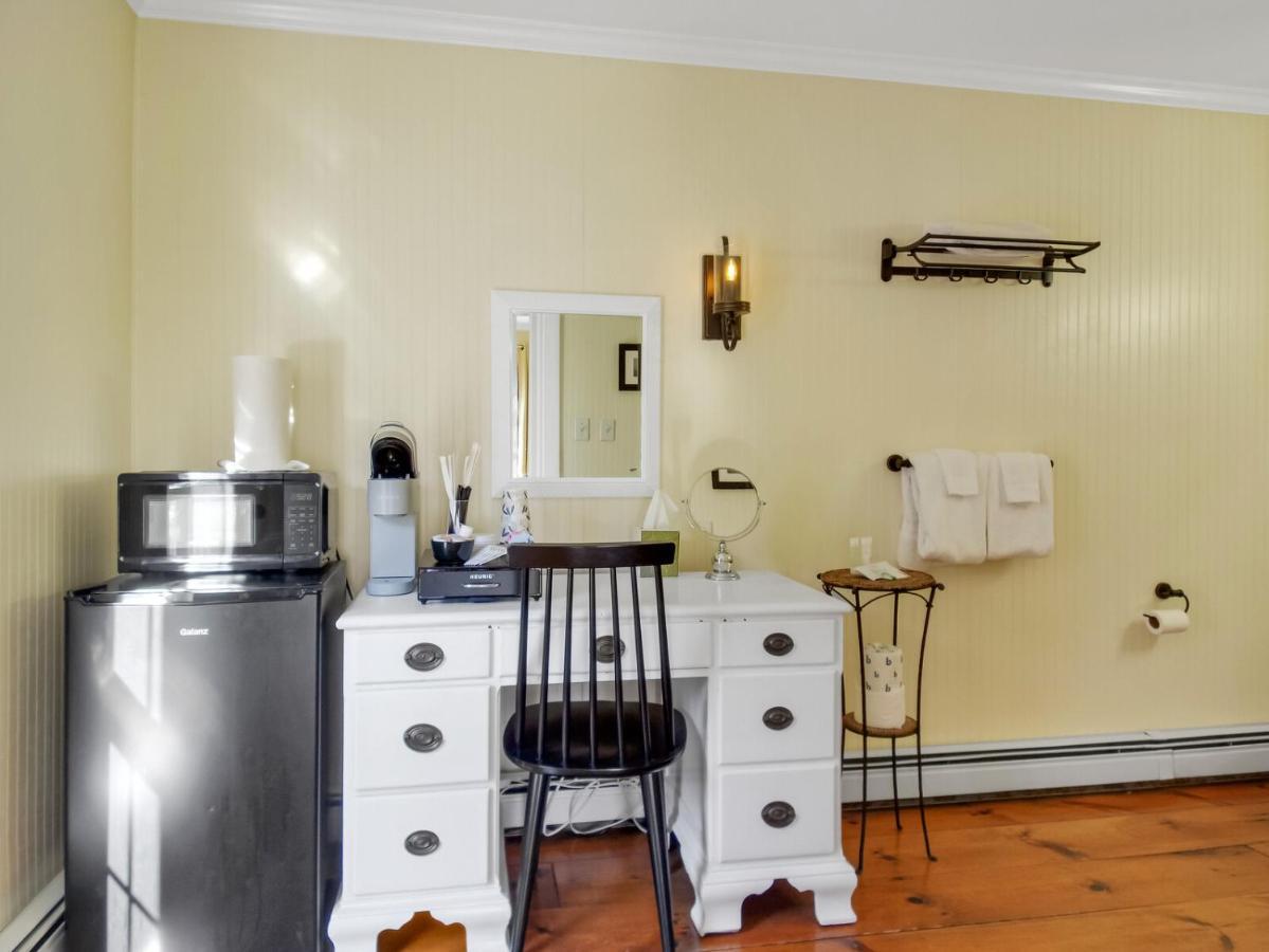 The Thistle Inn ブースベイハーバー エクステリア 写真