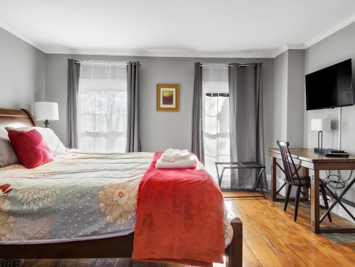The Thistle Inn ブースベイハーバー エクステリア 写真