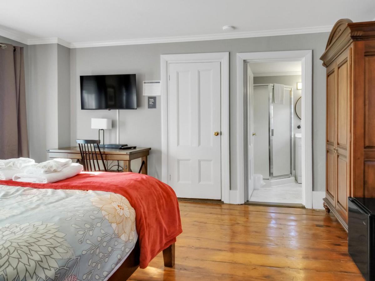 The Thistle Inn ブースベイハーバー エクステリア 写真